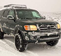 Best Engine Oil for Toyota Sequoia